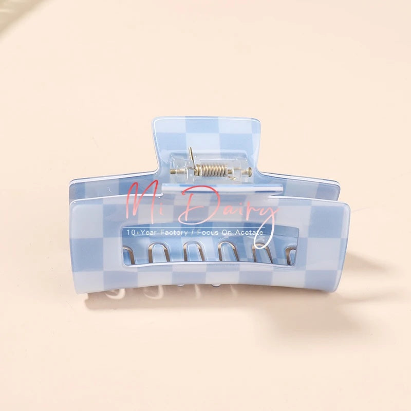 8e3df1bd-6c82-41a3-b2be-2a5db7e181ba