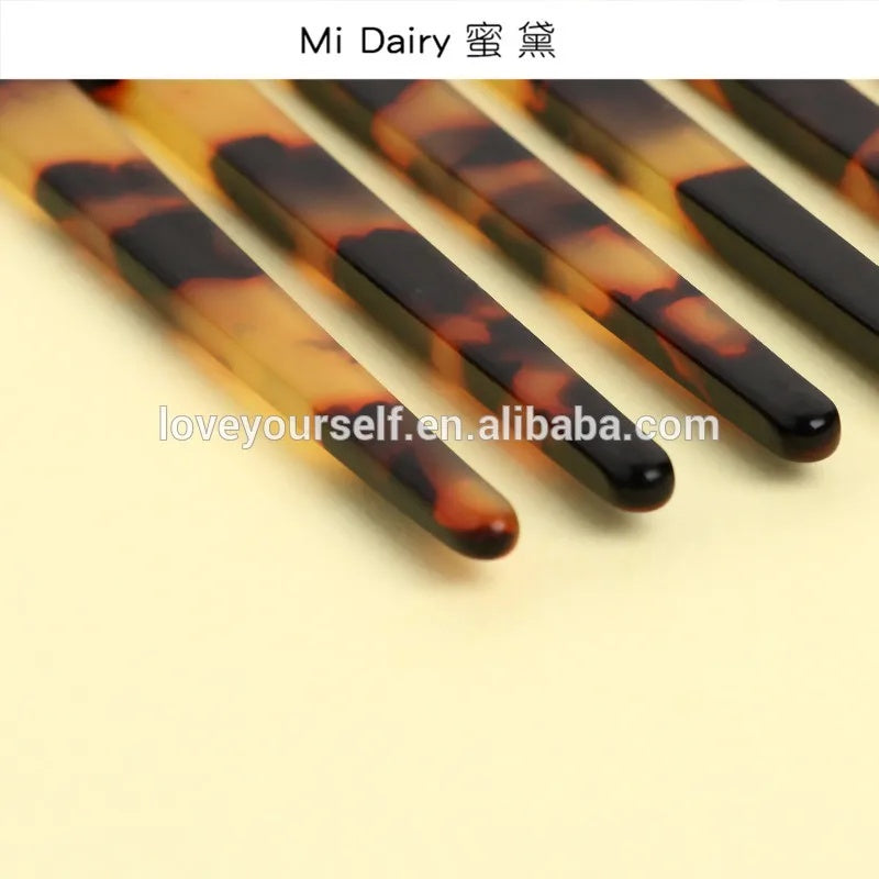 6798926c-3b72-4ffa-9a4a-59d6ecf4ff20